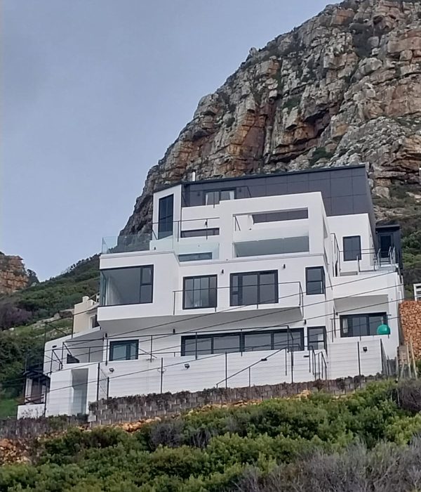 WhatsApp Image 2024-05-14 at 08.51.44 (1)