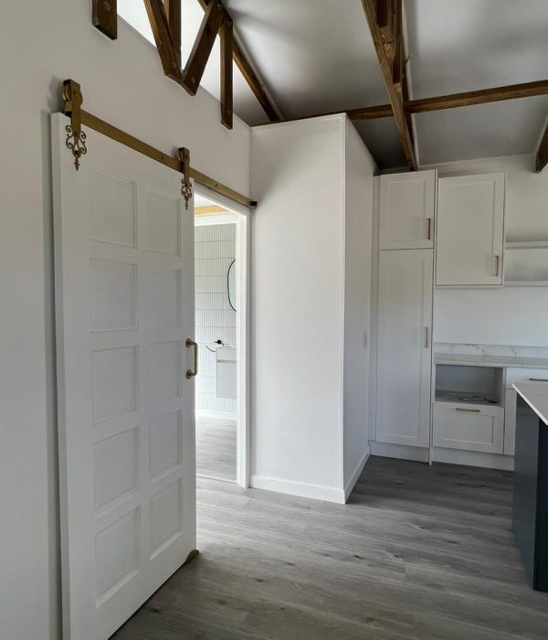 WhatsApp Image 2024-10-16 at 19.20.44